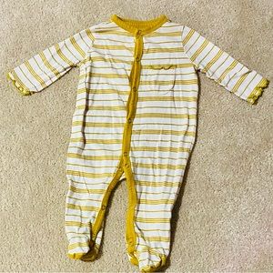 UNISEX 7 For All Mankind Baby Footed One Piece Size 0-3 Months
